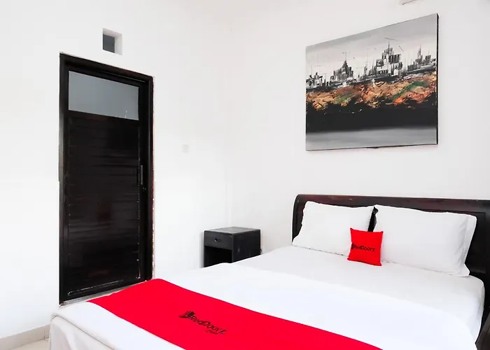 ホテル Reddoorz At Serenity Teuku Umar 2*