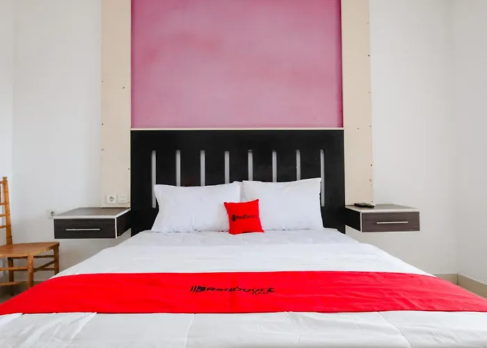 ホテル Reddoorz At Serenity Teuku Umar デンパサール
